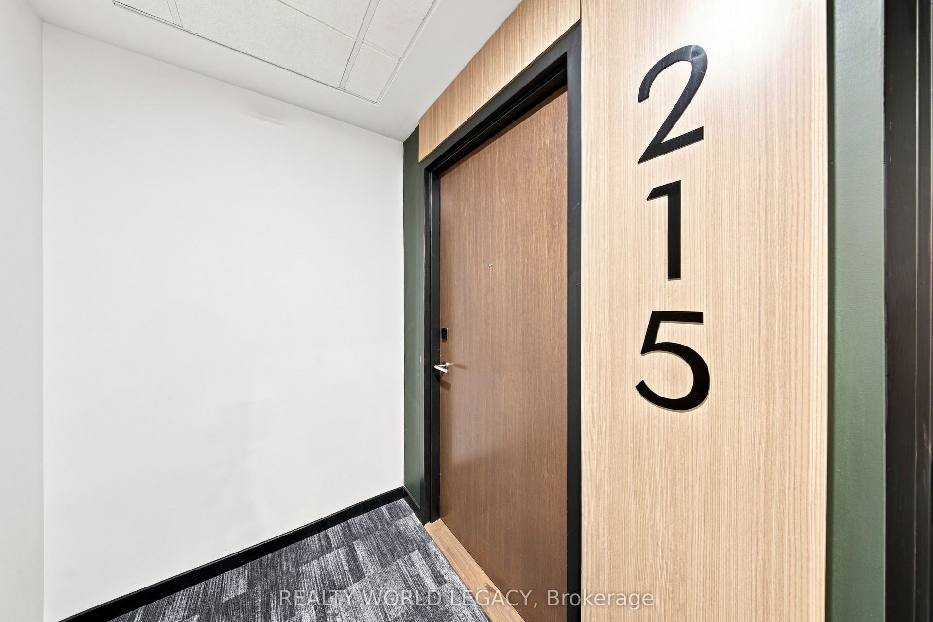 101 Golden Eagle Road, #215, Waterloo, Waterloo ON N2V 0H4 101 Golden Eagle Road, #215, Waterloo, Waterloo ON N2V 0H4