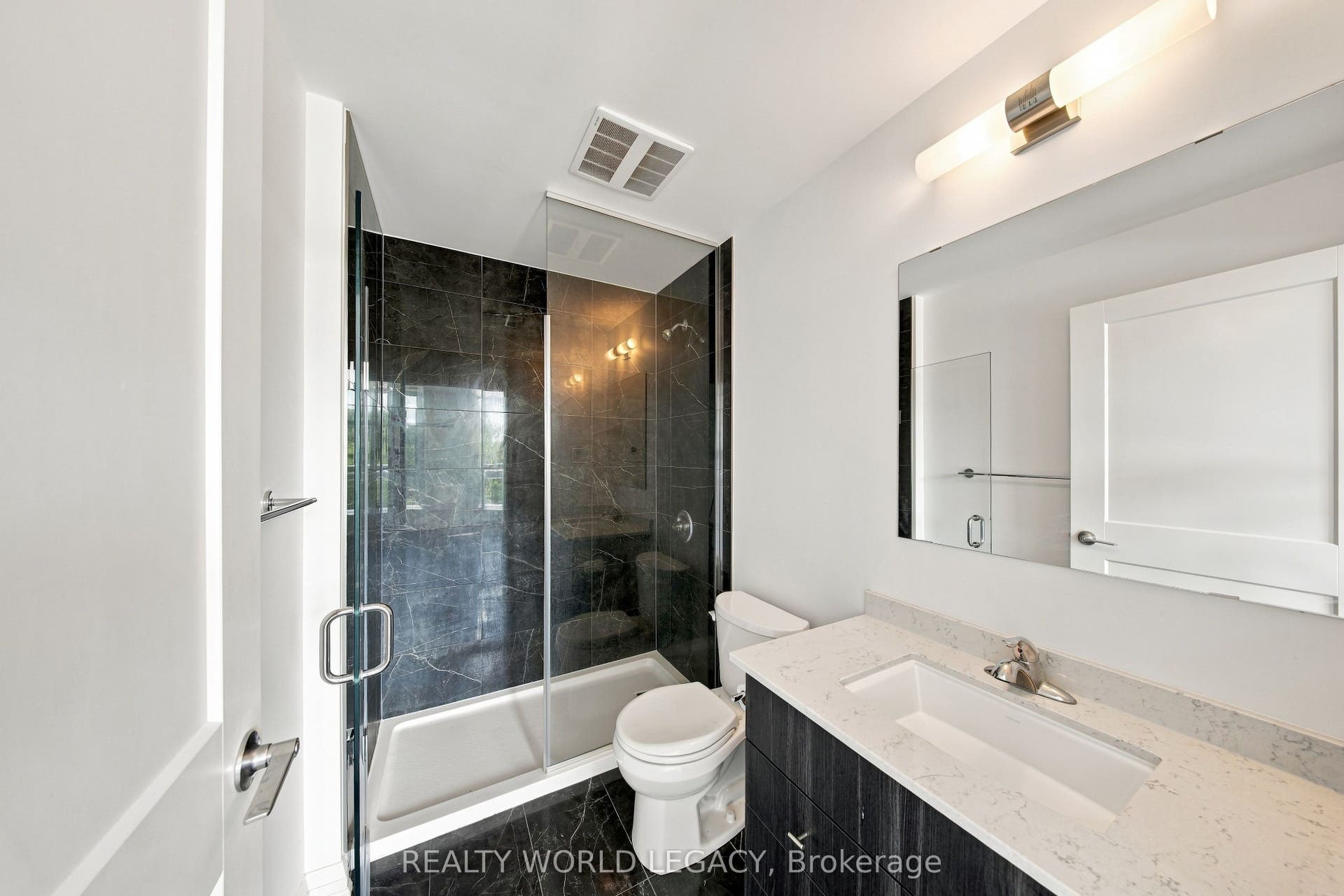 101 Golden Eagle Road, #215, Waterloo, Waterloo ON N2V 0H4 101 Golden Eagle Road, #215, Waterloo, Waterloo ON N2V 0H4