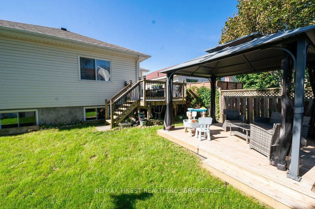380 Quarry Pond Court, Kingston, Frontenac ON K7K 7L3 380 Quarry Pond Court, Kingston, Frontenac ON K7K 7L3