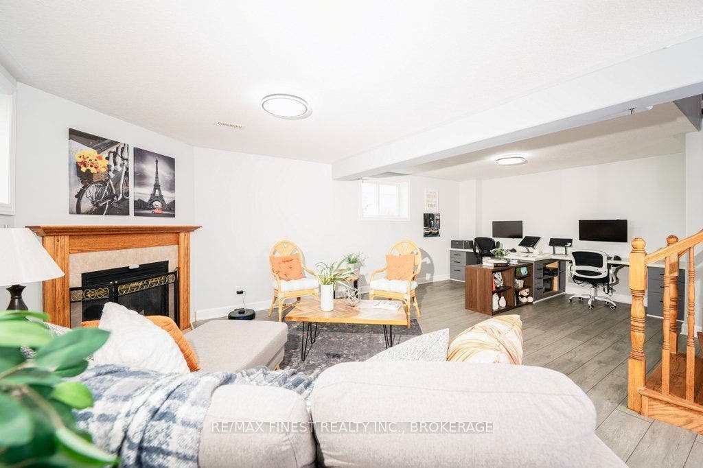 380 Quarry Pond Court, Kingston, Frontenac ON K7K 7L3 380 Quarry Pond Court, Kingston, Frontenac ON K7K 7L3