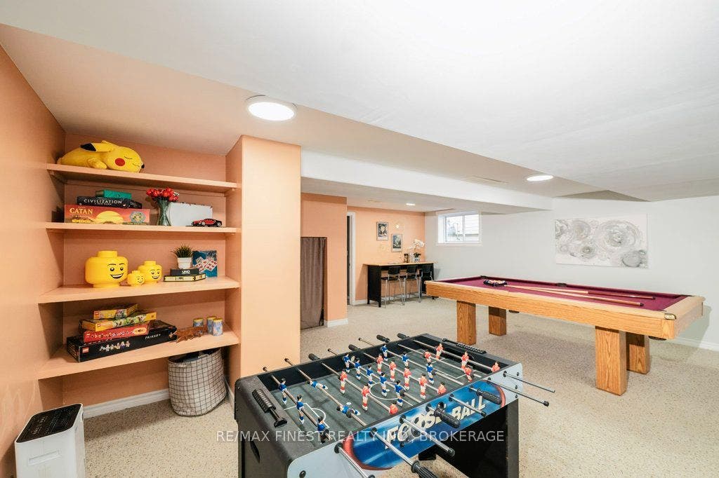 380 Quarry Pond Court, Kingston, Frontenac ON K7K 7L3 380 Quarry Pond Court, Kingston, Frontenac ON K7K 7L3