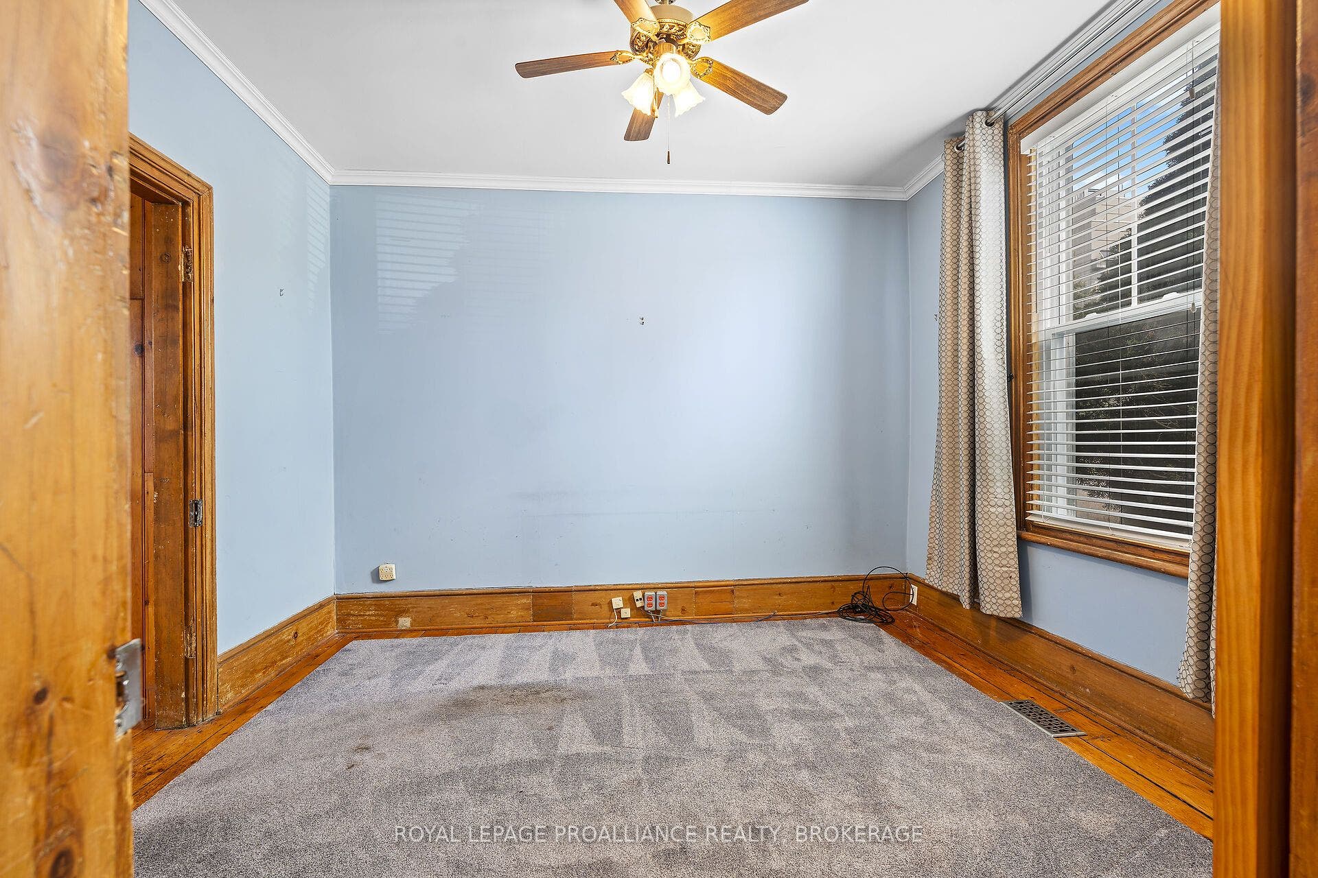 270 Wellington Street, Kingston, Frontenac ON K7K 2Z1 270 Wellington Street, Kingston, Frontenac ON K7K 2Z1
