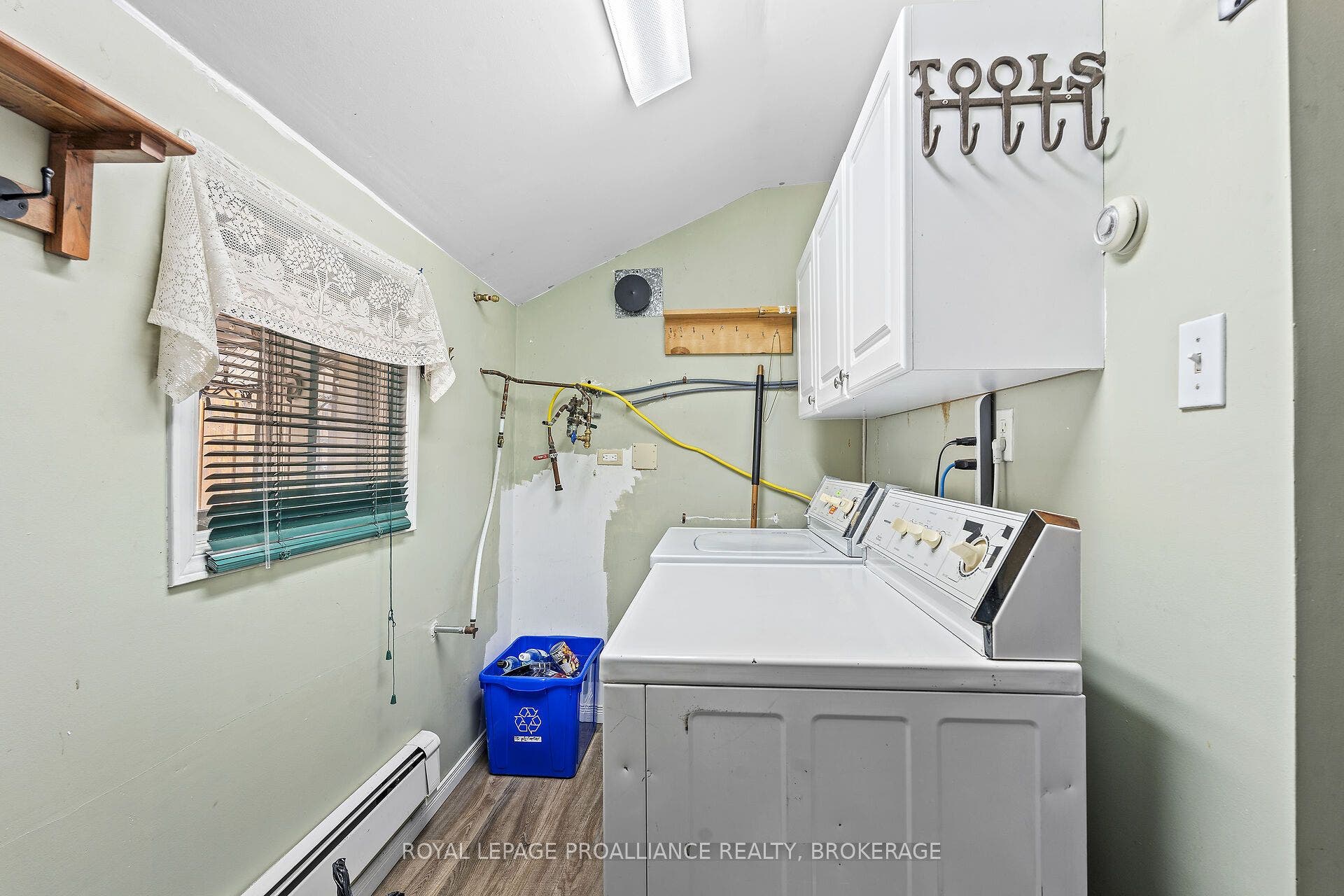 270 Wellington Street, Kingston, Frontenac ON K7K 2Z1 270 Wellington Street, Kingston, Frontenac ON K7K 2Z1