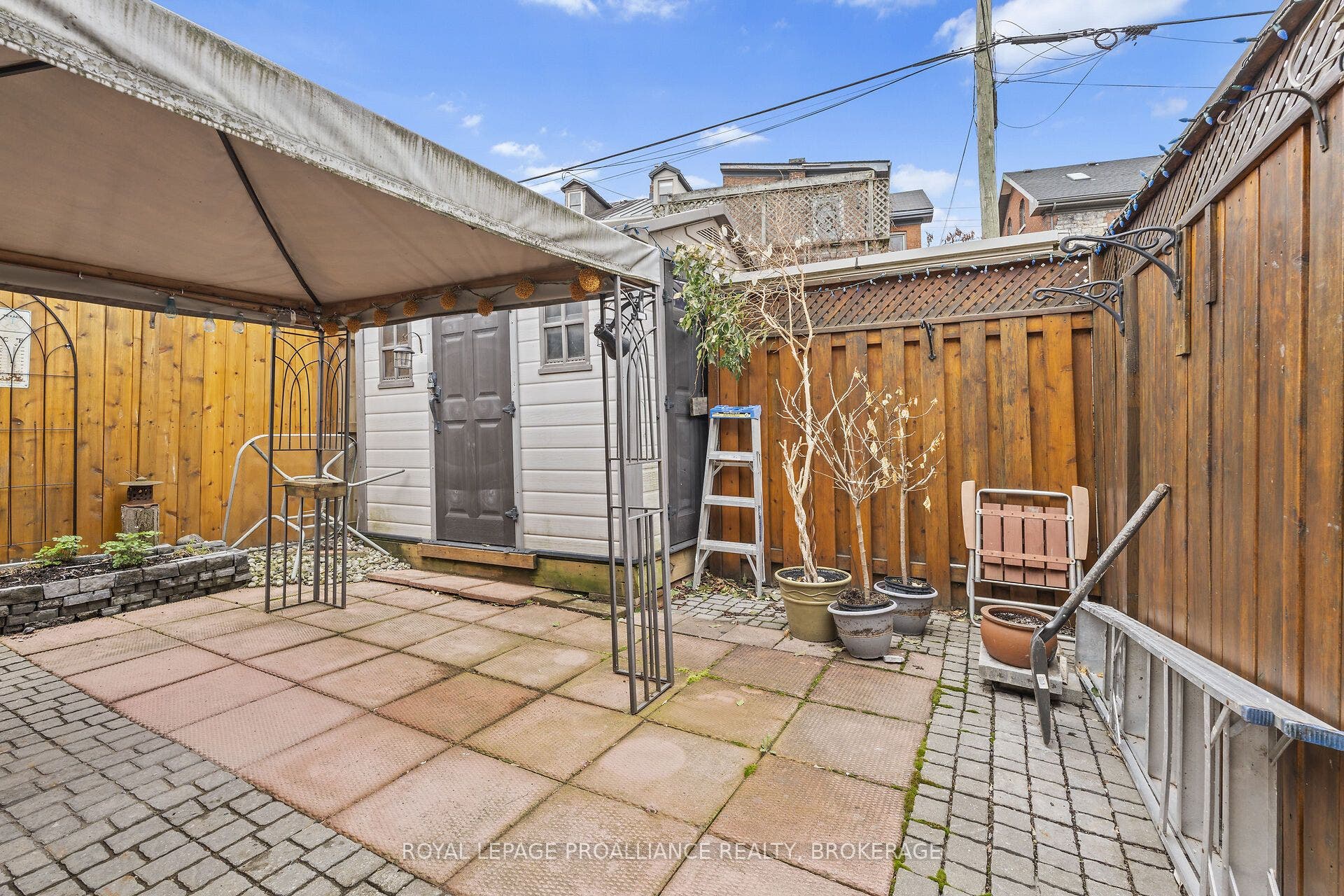 270 Wellington Street, Kingston, Frontenac ON K7K 2Z1 270 Wellington Street, Kingston, Frontenac ON K7K 2Z1