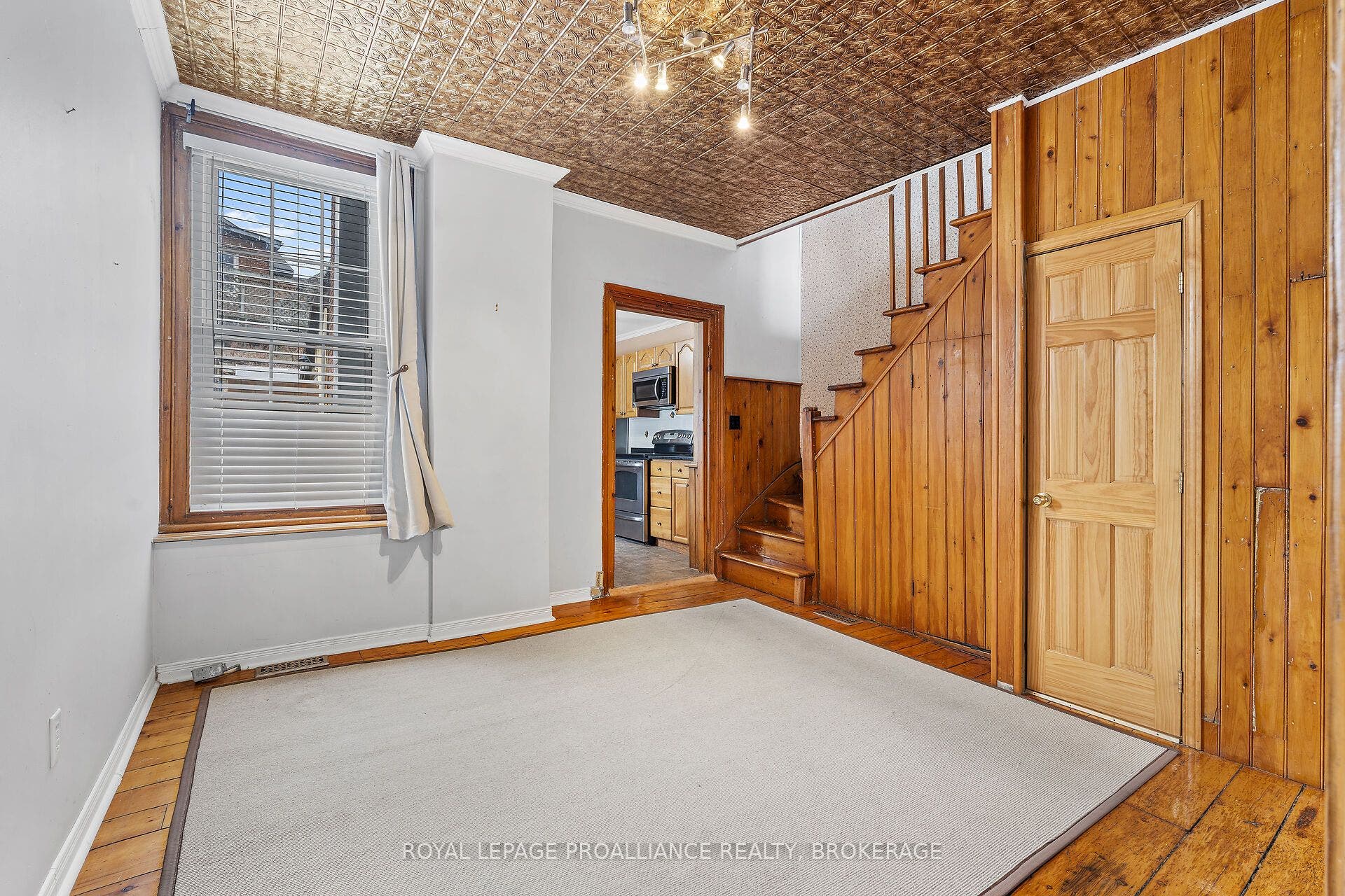270 Wellington Street, Kingston, Frontenac ON K7K 2Z1 270 Wellington Street, Kingston, Frontenac ON K7K 2Z1