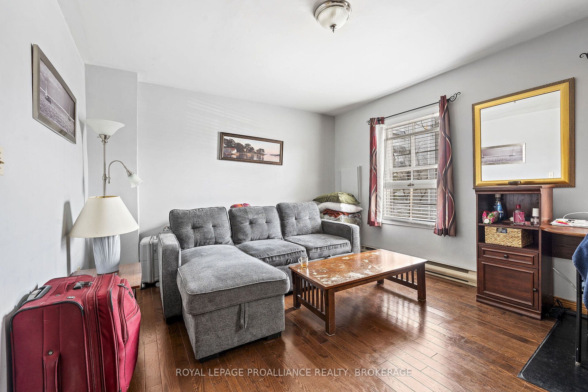 274 Wellington Street, Kingston, Frontenac ON K7K 2Z1 274 Wellington Street, Kingston, Frontenac ON K7K 2Z1