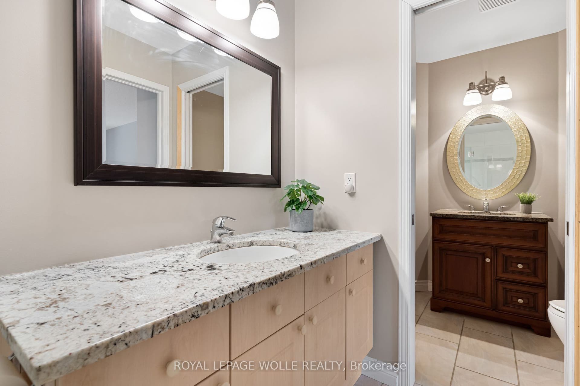 360 Erbsville Road, #44, Waterloo, Waterloo ON N2T 2W3 360 Erbsville Road, #44, Waterloo, Waterloo ON N2T 2W3