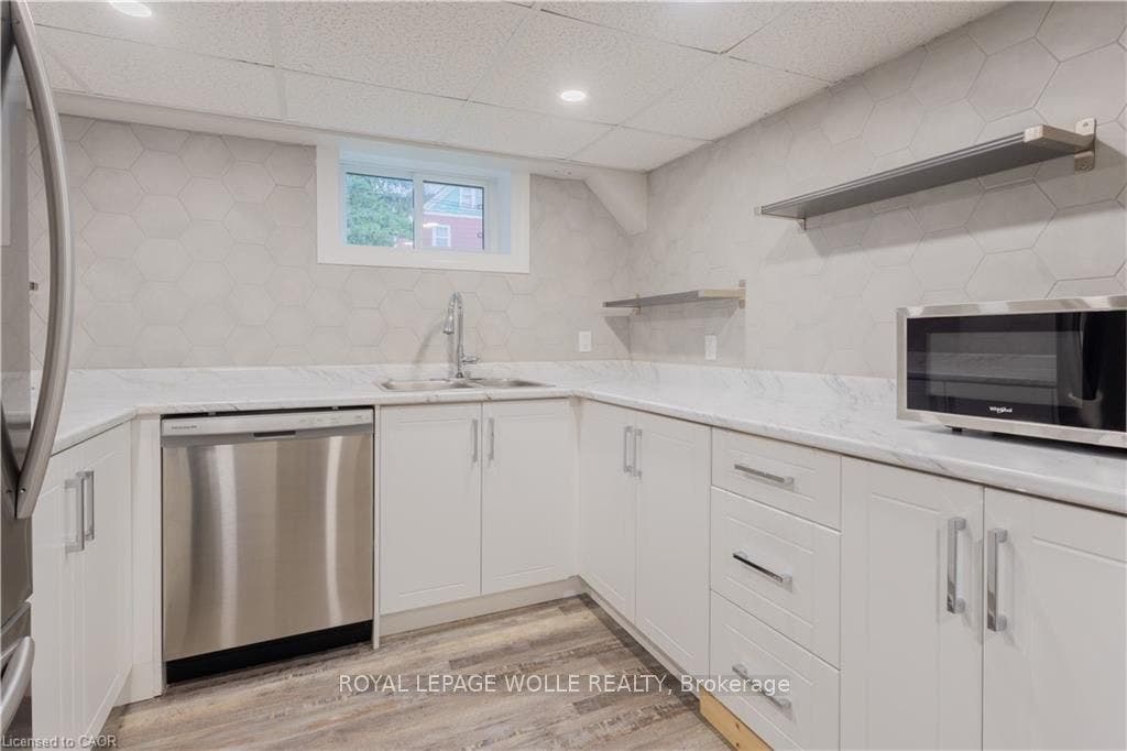 157 Dawson Street, Waterloo, Waterloo ON N2L 1R9 157 Dawson Street, Waterloo, Waterloo ON N2L 1R9