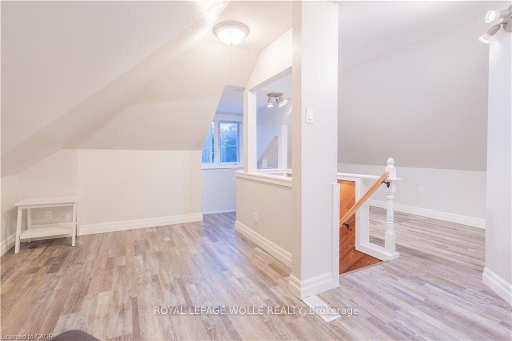 157 Dawson Street, Waterloo, Waterloo ON N2L 1R9 157 Dawson Street, Waterloo, Waterloo ON N2L 1R9