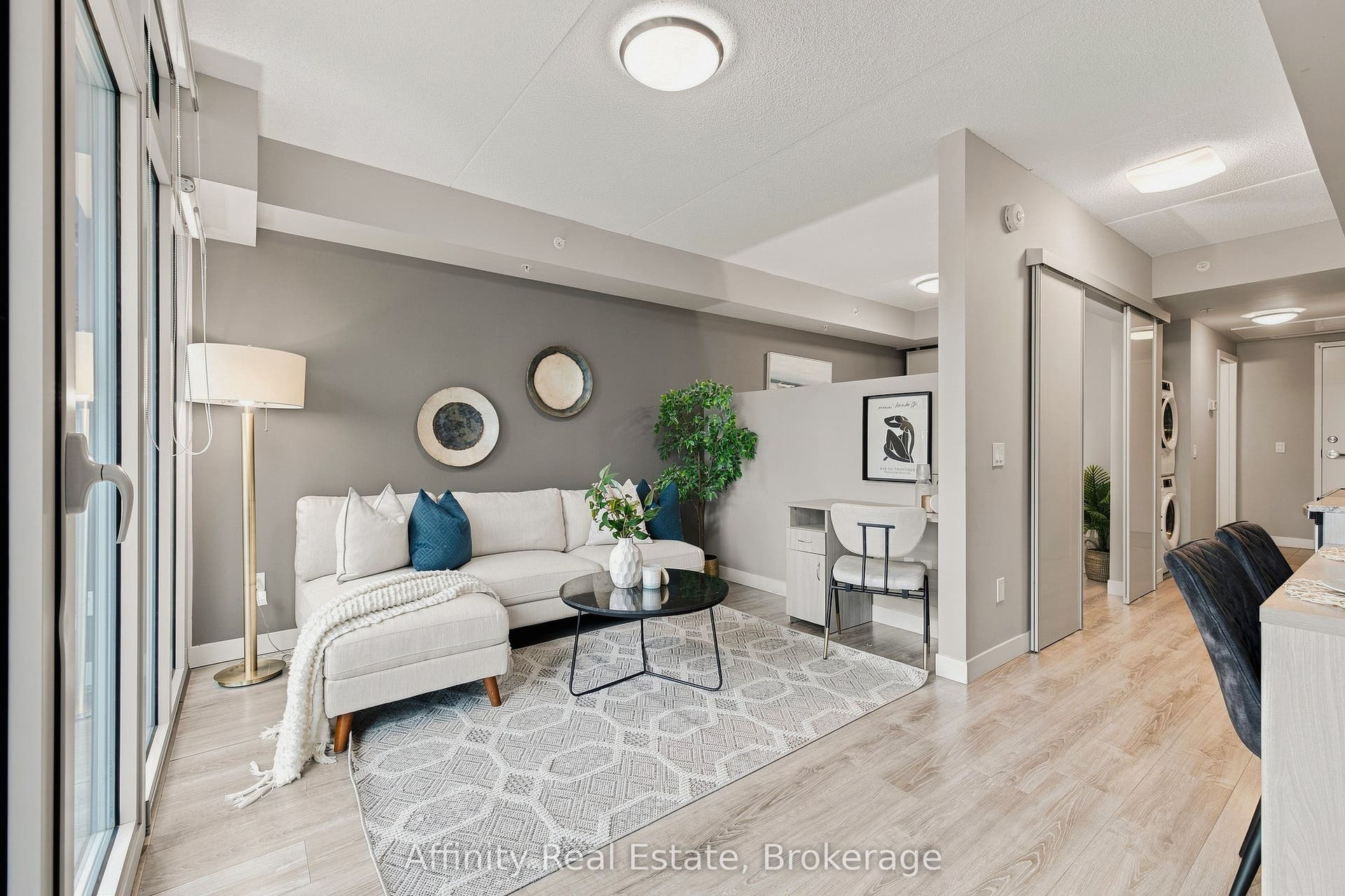 250 Albert Street, #615, Waterloo, Waterloo ON N2L 3W5