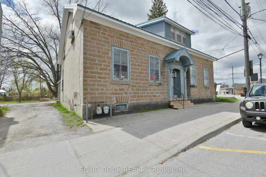 Property photo for 28 Wilson Street W, Perth, Lanark ON