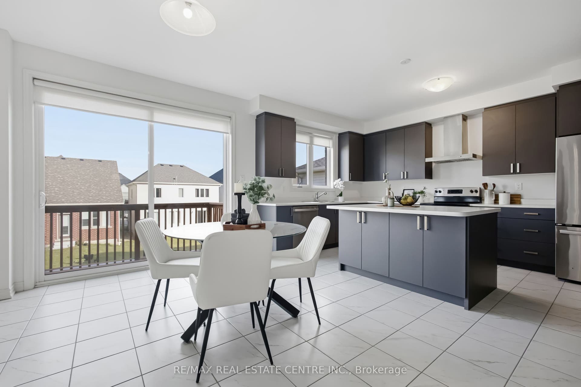 123 REA Drive, Centre Wellington, Wellington ON N1M 0J8 123 REA Drive, Centre Wellington, Wellington ON N1M 0J8