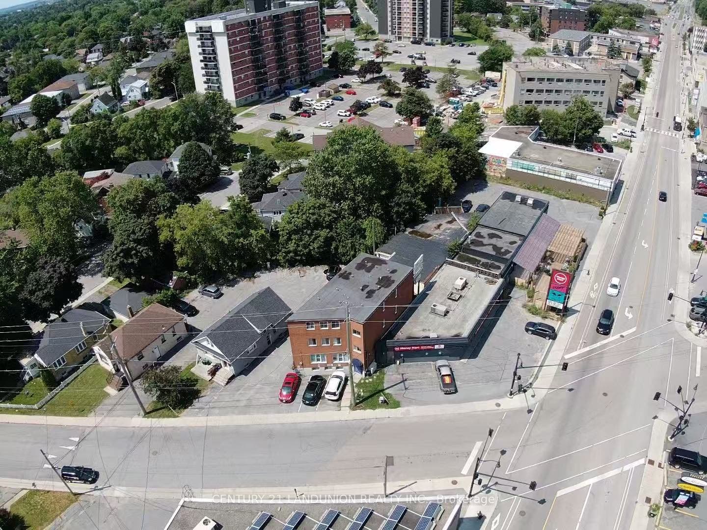 442 Macdonnell Street, Kingston, Frontenac ON K7L 4E4 442 Macdonnell Street, Kingston, Frontenac ON K7L 4E4