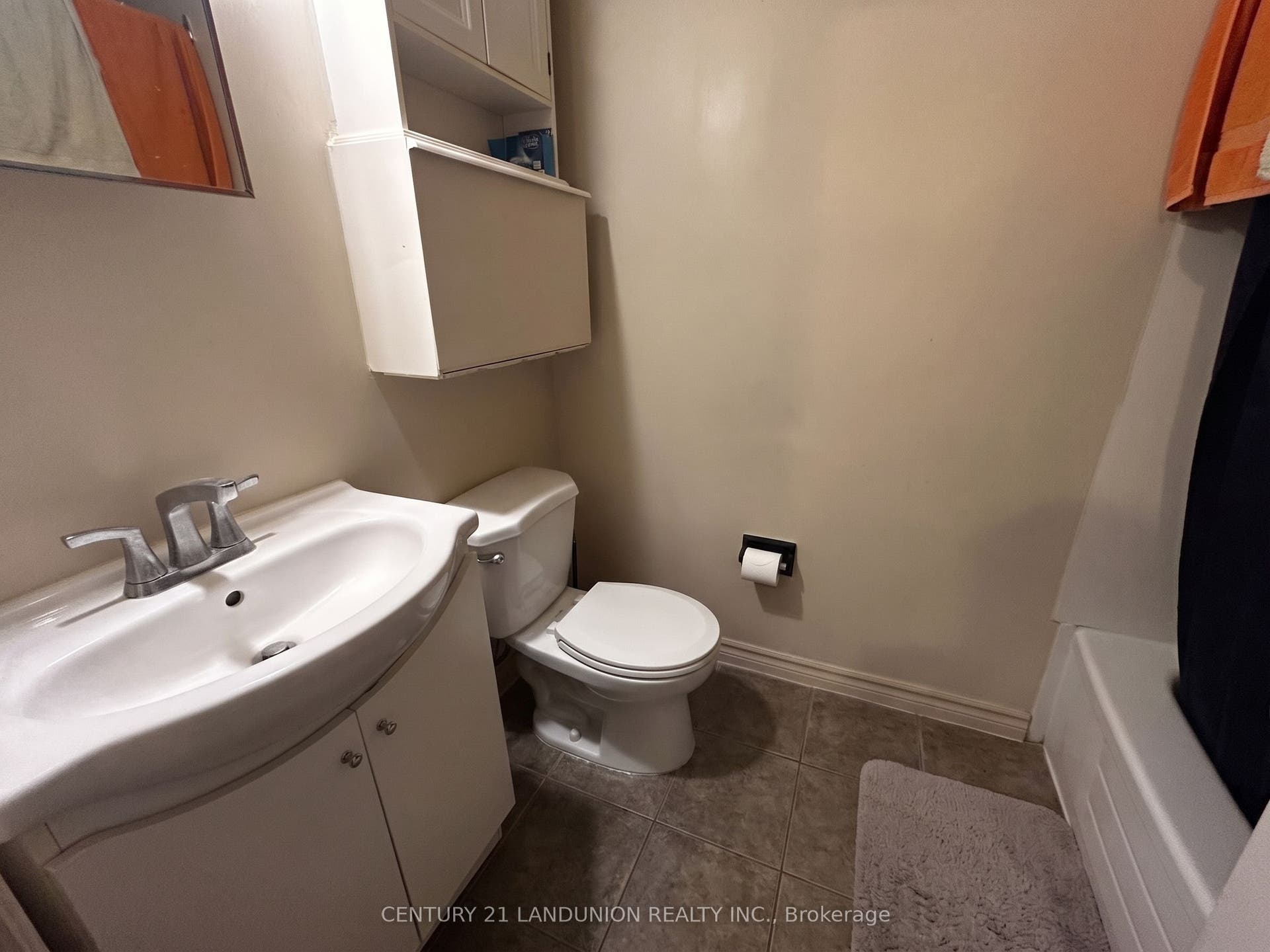 442 Macdonnell Street, Kingston, Frontenac ON K7L 4E4 442 Macdonnell Street, Kingston, Frontenac ON K7L 4E4