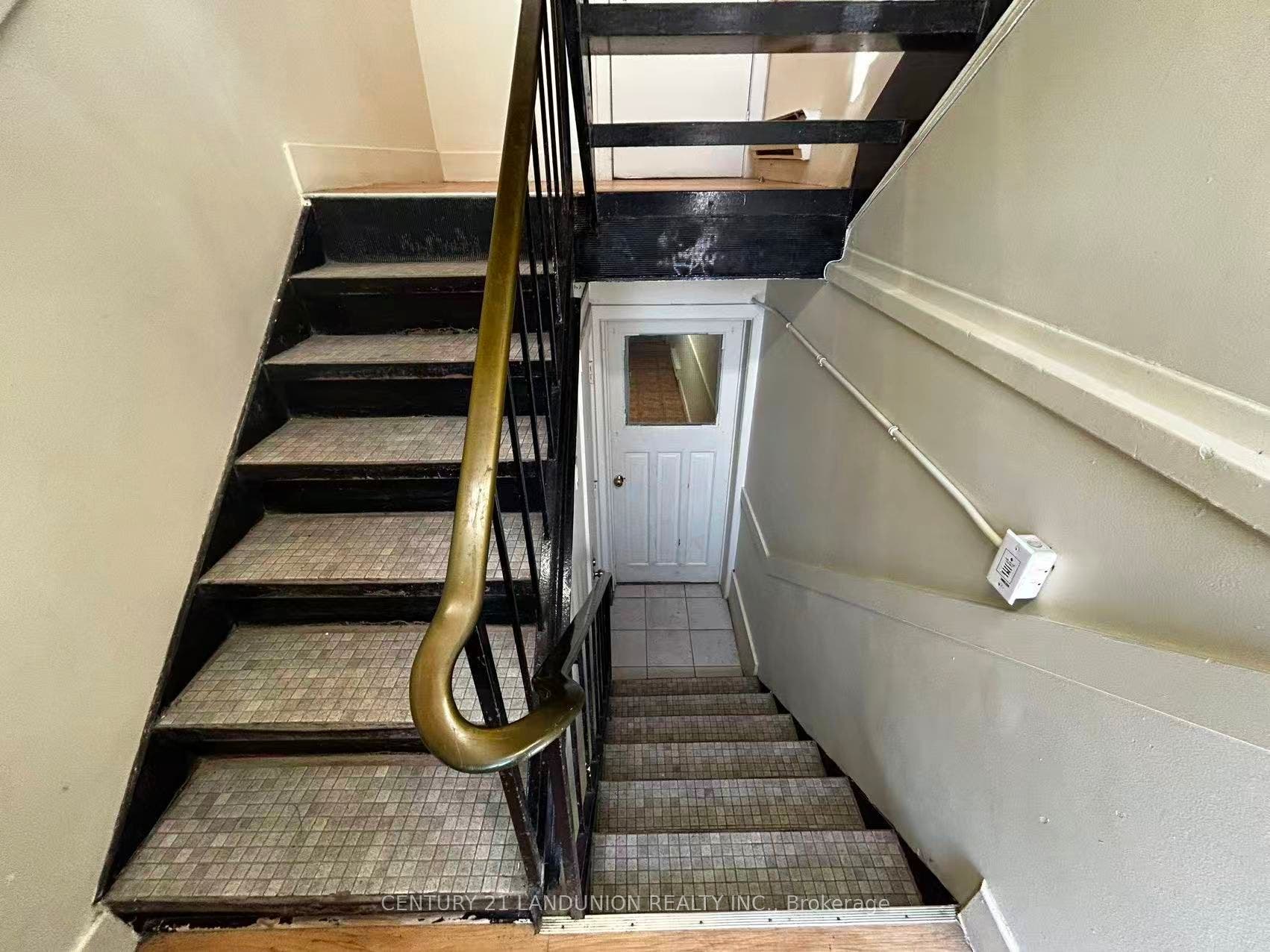 442 Macdonnell Street, Kingston, Frontenac ON K7L 4E4 442 Macdonnell Street, Kingston, Frontenac ON K7L 4E4