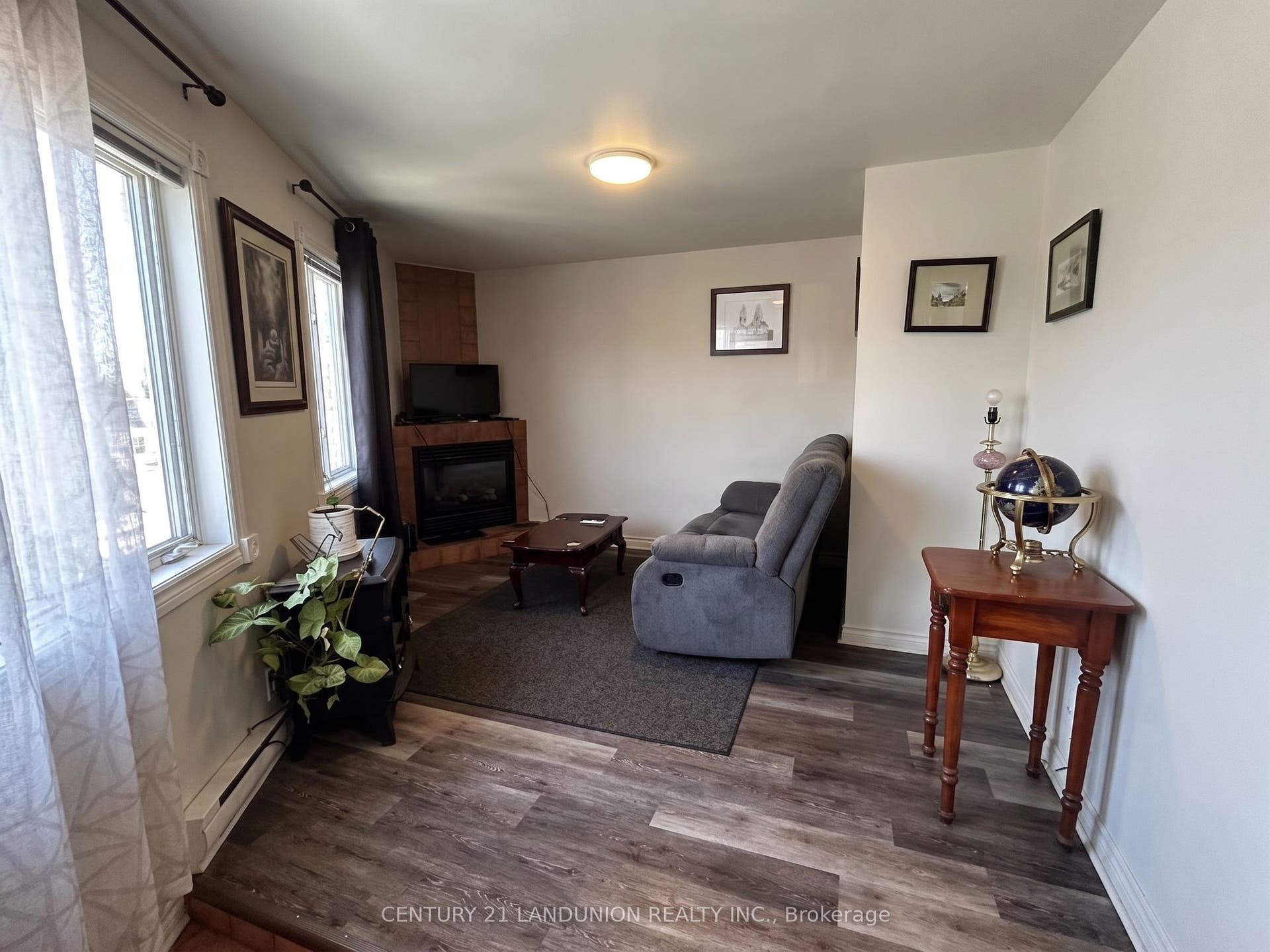 442 Macdonnell Street, Kingston, Frontenac ON K7L 4E4 442 Macdonnell Street, Kingston, Frontenac ON K7L 4E4