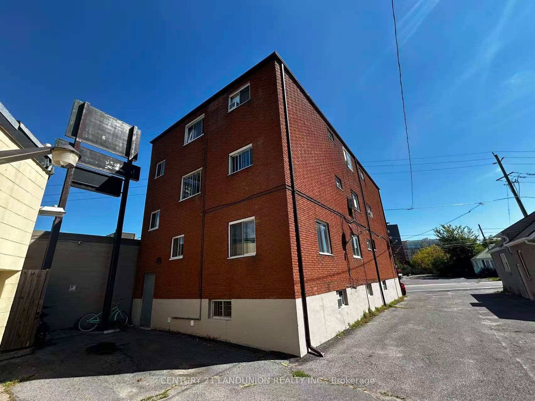 442 Macdonnell Street, Kingston, Frontenac ON K7L 4E4 442 Macdonnell Street, Kingston, Frontenac ON K7L 4E4
