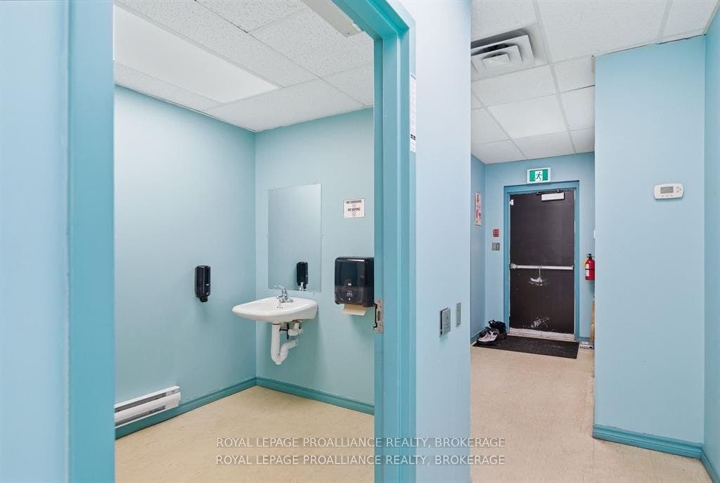 7 King Street W, Brockville, Leeds And Grenville ON K6V 3P7 7 King Street W, Brockville, Leeds And Grenville ON K6V 3P7