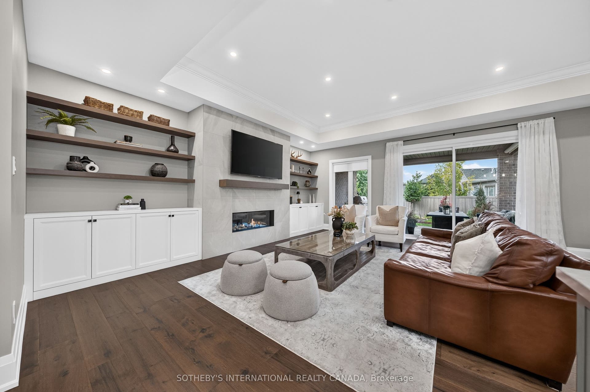 15 Langton Drive, Kitchener, Waterloo ON N2P 2X9 15 Langton Drive, Kitchener, Waterloo ON N2P 2X9