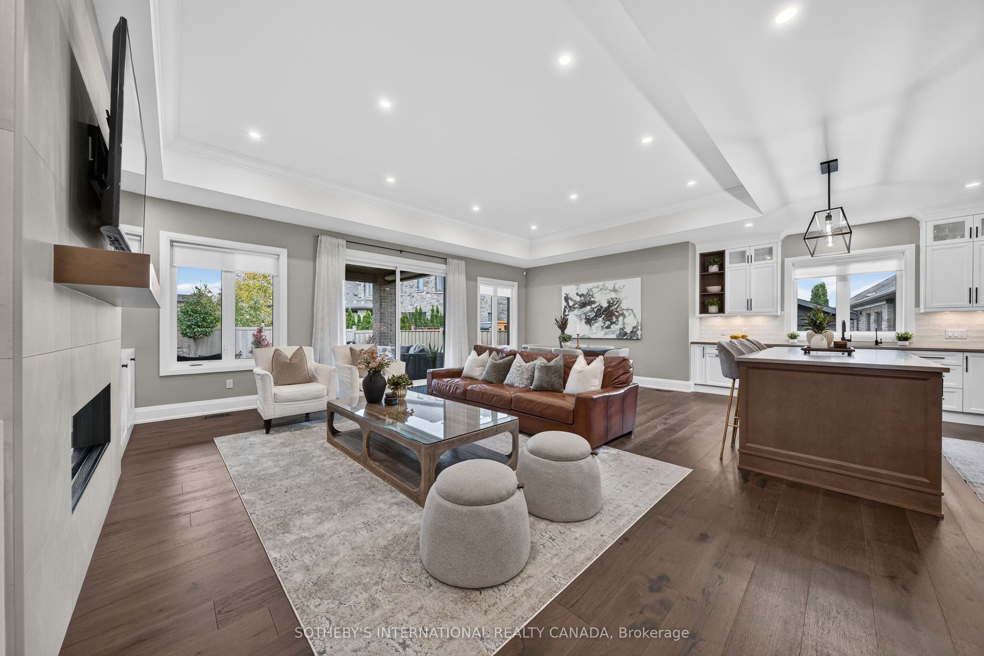 15 Langton Drive, Kitchener, Waterloo ON N2P 2X9 15 Langton Drive, Kitchener, Waterloo ON N2P 2X9
