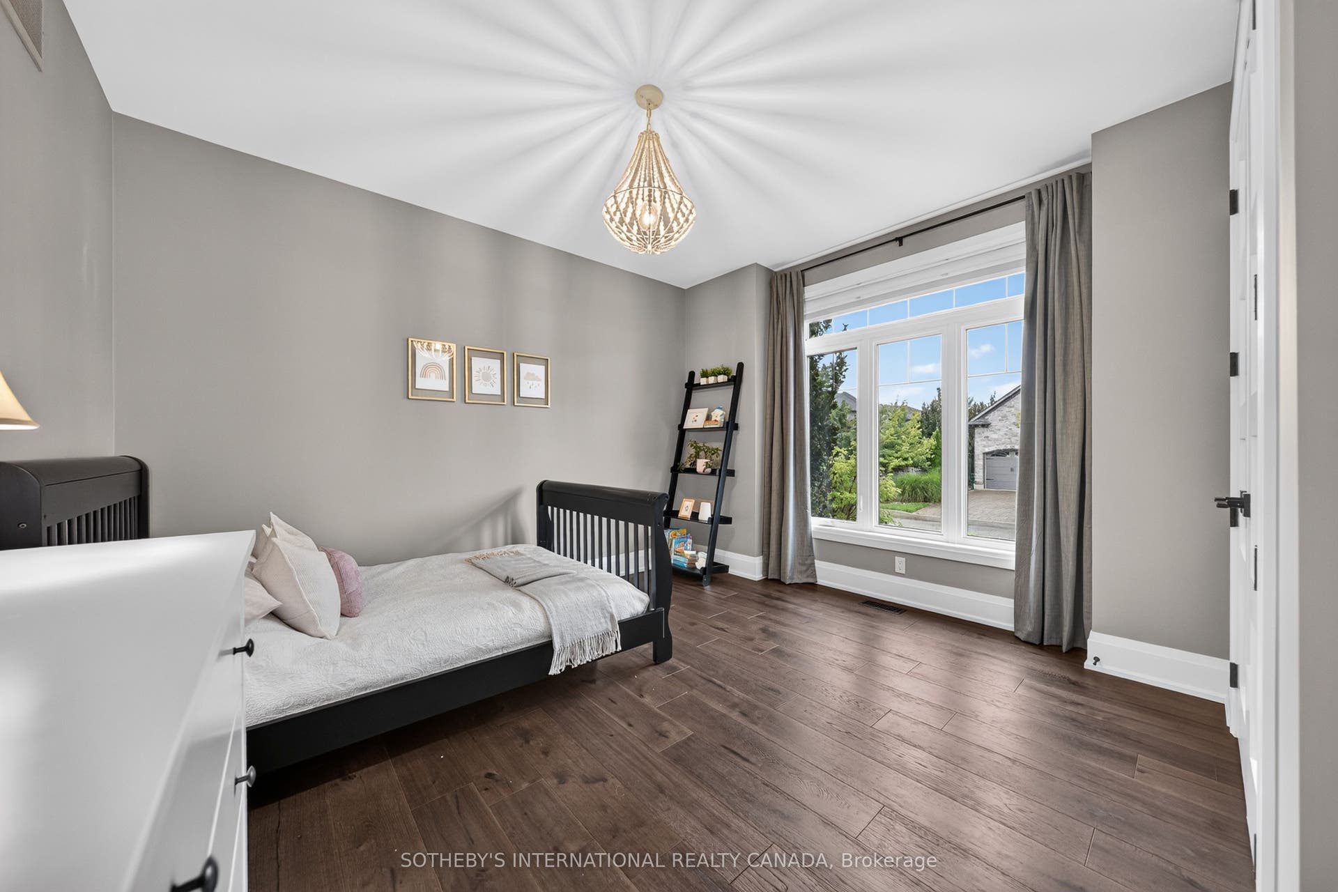 15 Langton Drive, Kitchener, Waterloo ON N2P 2X9 15 Langton Drive, Kitchener, Waterloo ON N2P 2X9