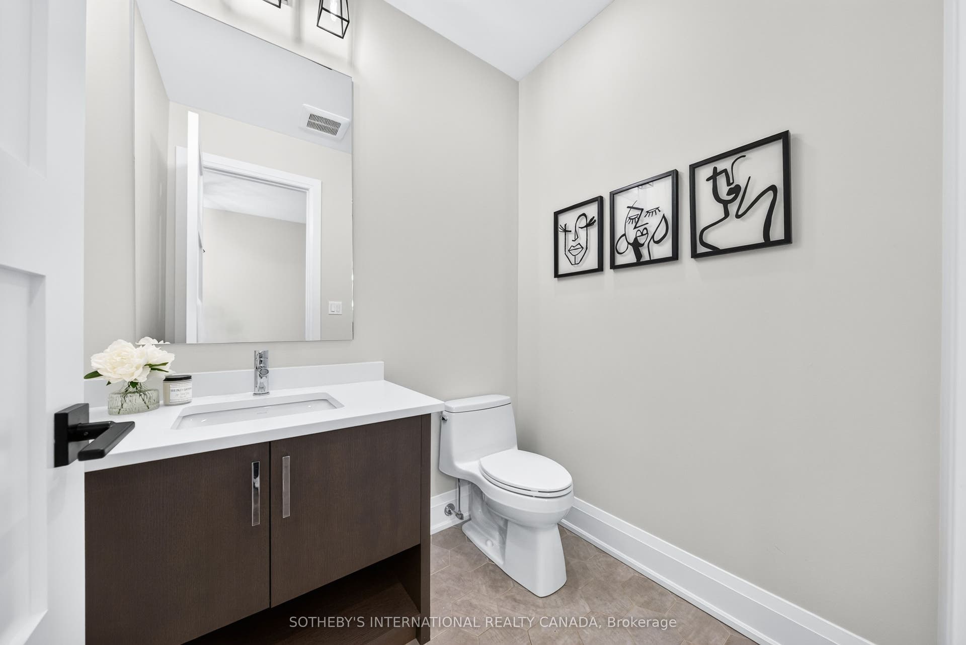 15 Langton Drive, Kitchener, Waterloo ON N2P 2X9 15 Langton Drive, Kitchener, Waterloo ON N2P 2X9