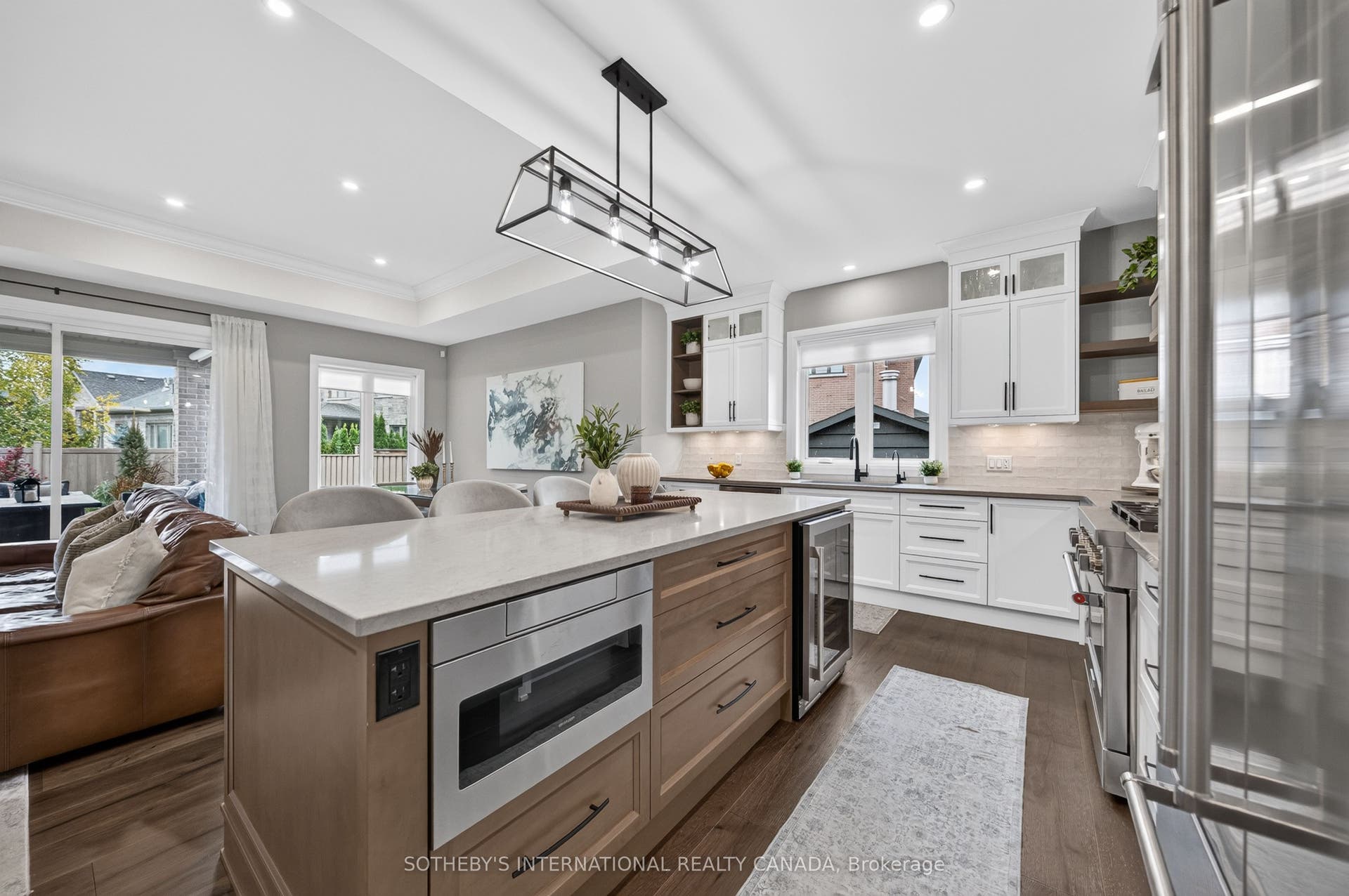 15 Langton Drive, Kitchener, Waterloo ON N2P 2X9 15 Langton Drive, Kitchener, Waterloo ON N2P 2X9