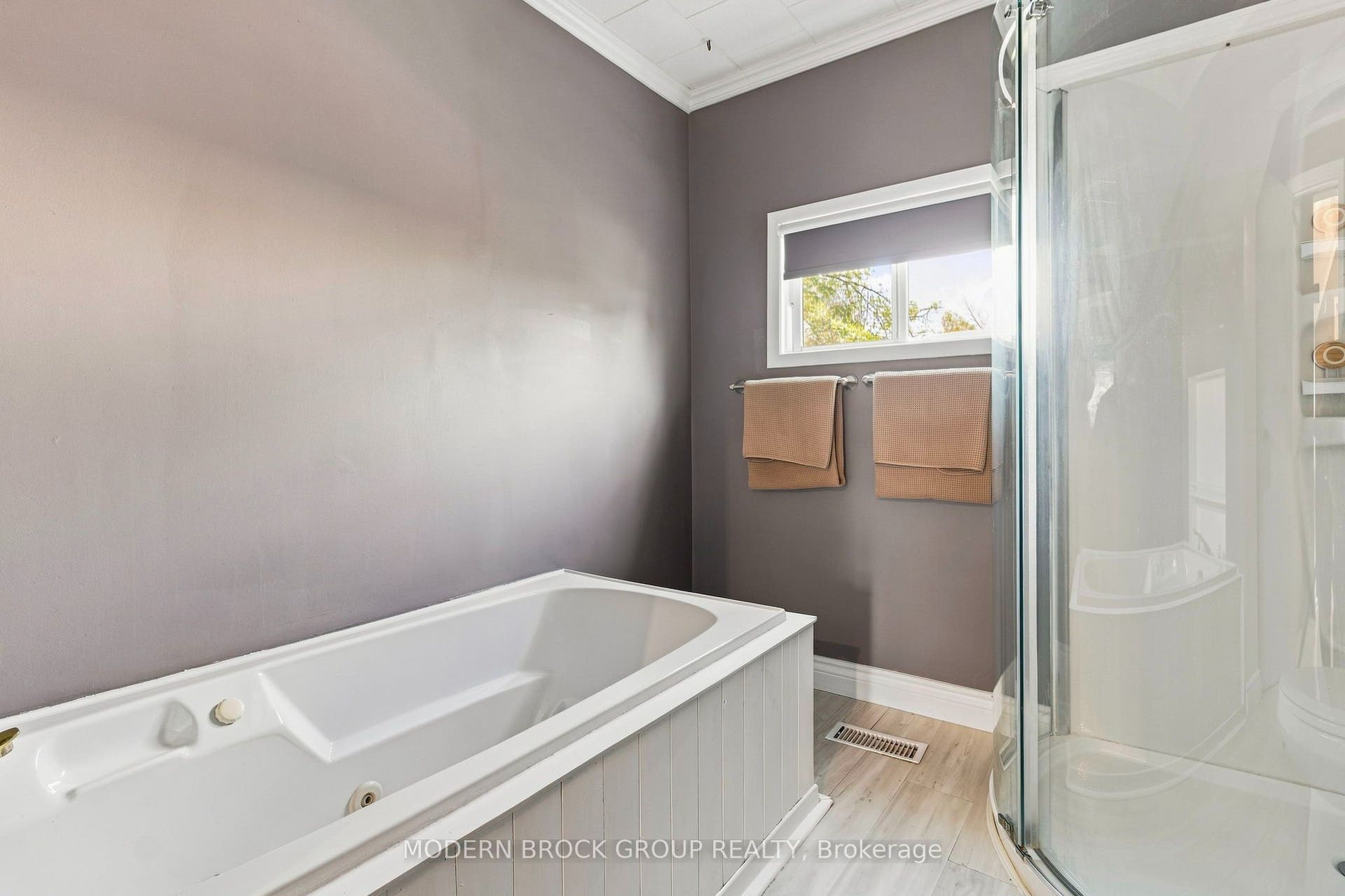 59 Schofield Avenue, Brockville, Leeds And Grenville ON K6V 4M7