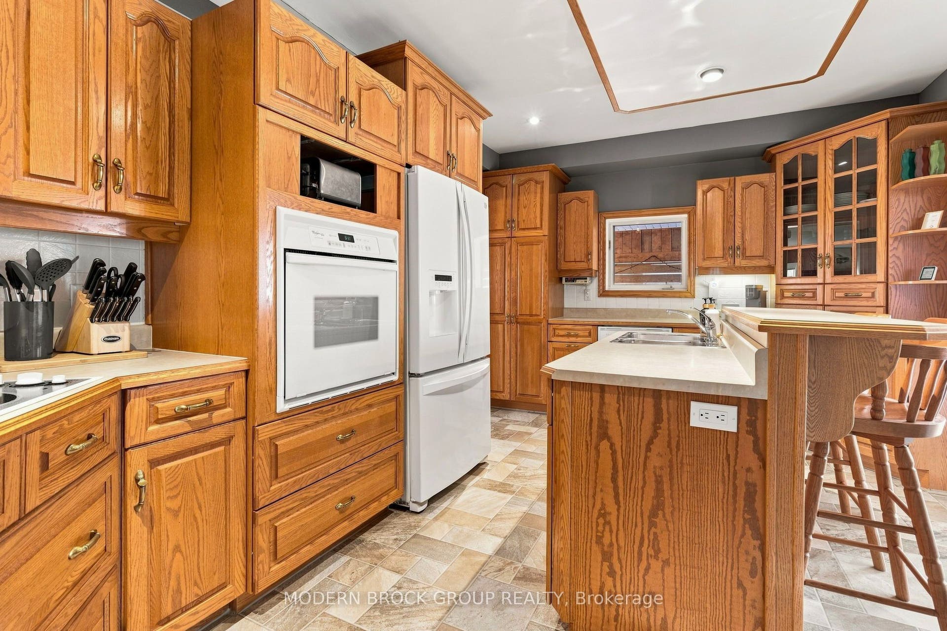 59 Schofield Avenue, Brockville, Leeds And Grenville ON K6V 4M7