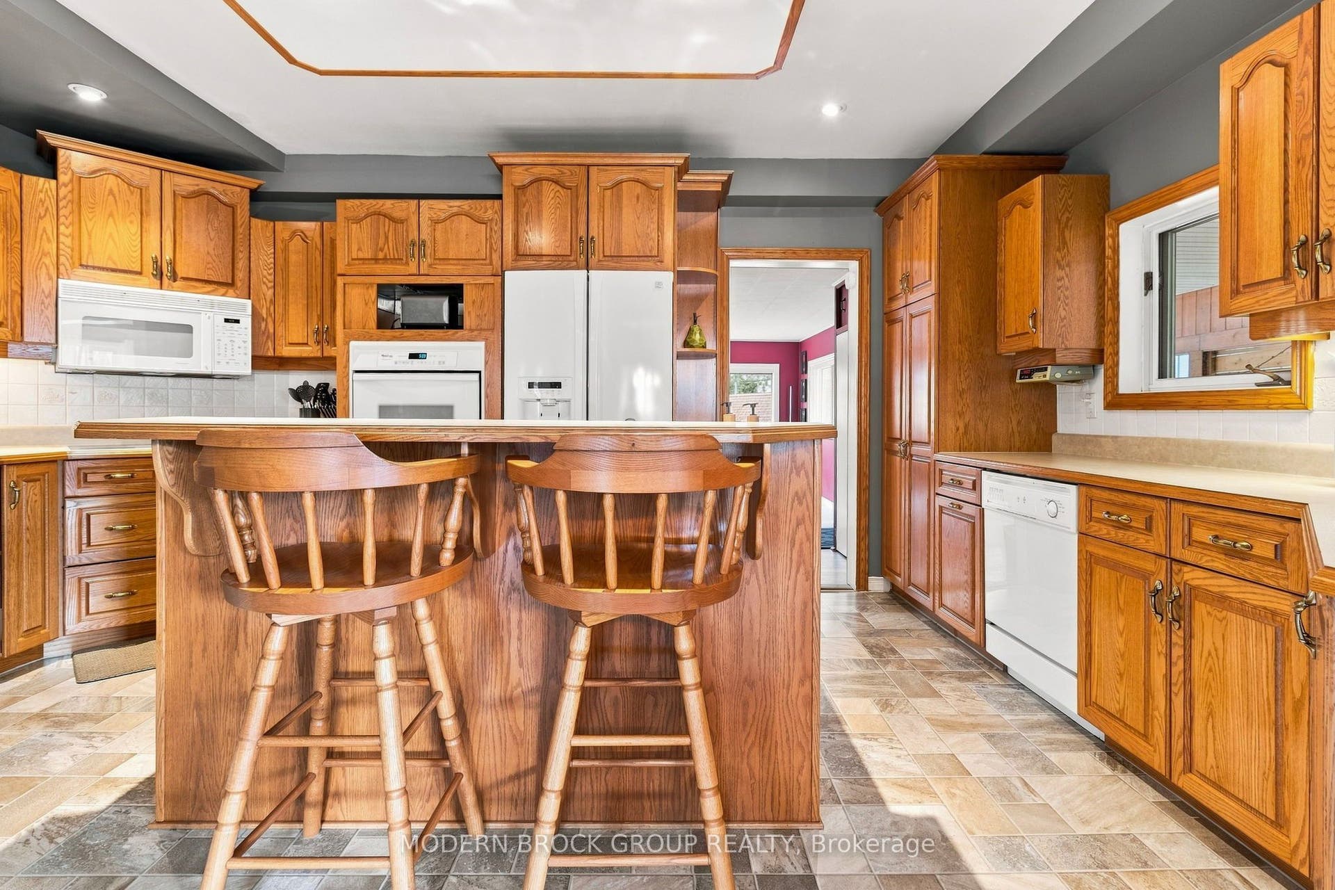 59 Schofield Avenue, Brockville, Leeds And Grenville ON K6V 4M7