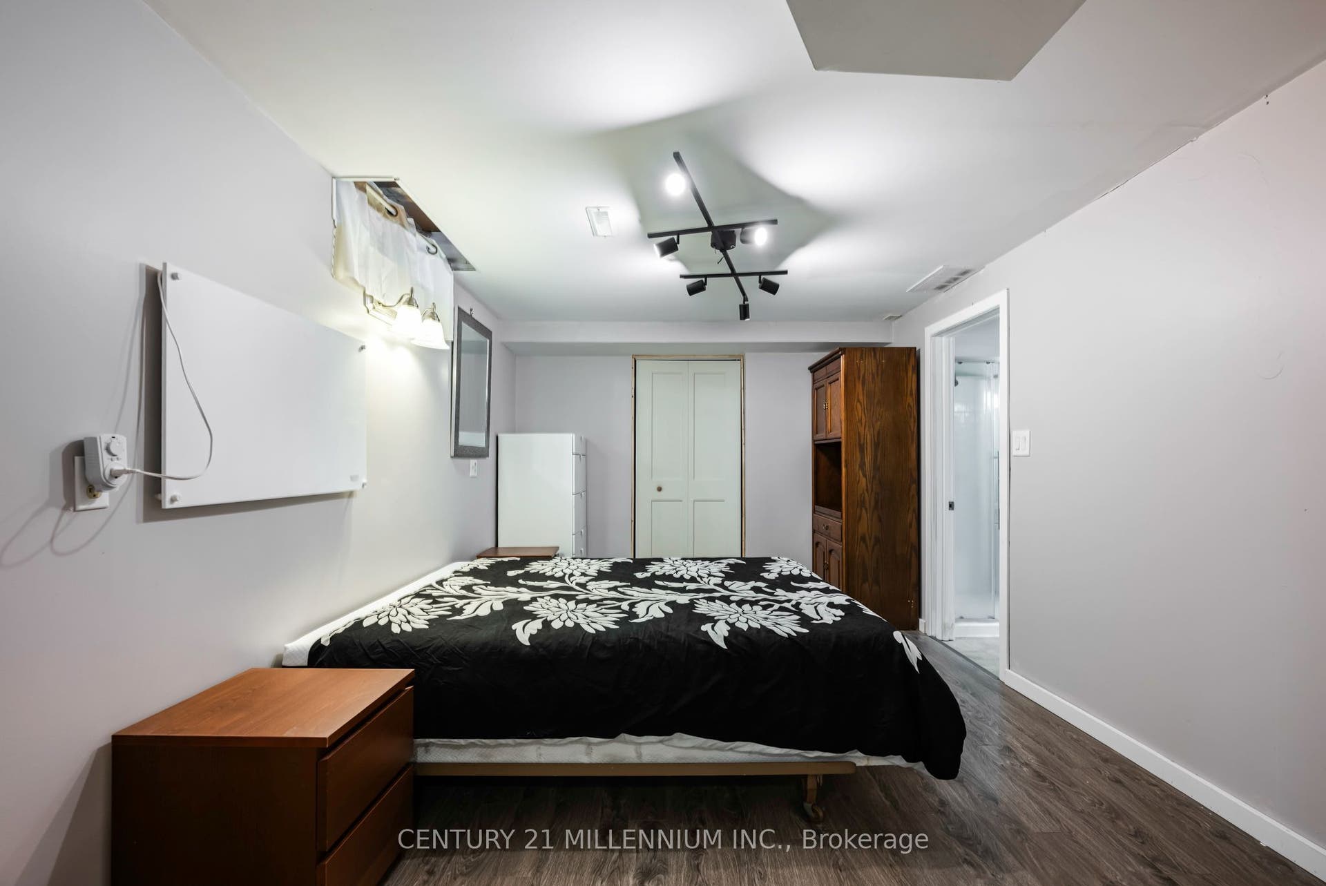 364 Stoneheight Place, Waterloo, Waterloo ON N2V 2A8 364 Stoneheight Place, Waterloo, Waterloo ON N2V 2A8