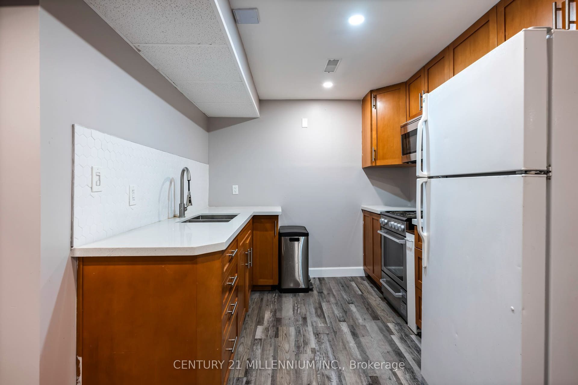 364 Stoneheight Place, Waterloo, Waterloo ON N2V 2A8 364 Stoneheight Place, Waterloo, Waterloo ON N2V 2A8