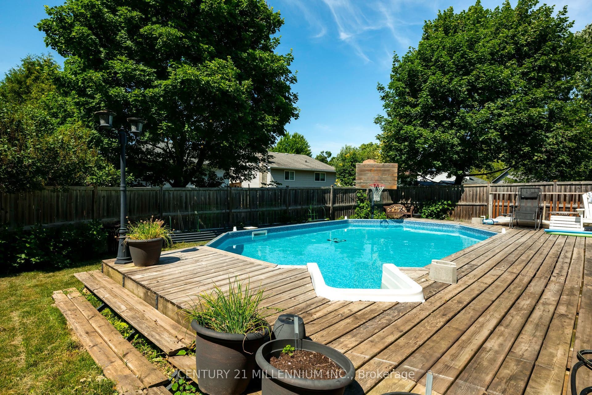 364 Stoneheight Place, Waterloo, Waterloo ON N2V 2A8 364 Stoneheight Place, Waterloo, Waterloo ON N2V 2A8