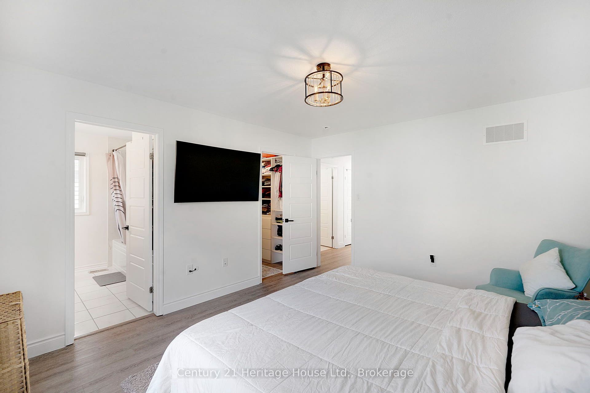 254 Waterbrook Lane, Kitchener, Waterloo ON N2P 0H7 254 Waterbrook Lane, Kitchener, Waterloo ON N2P 0H7