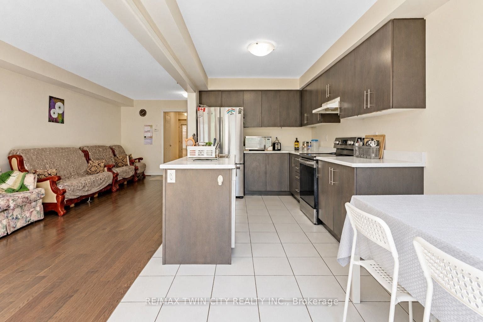755 Linden Dr Unit 37 Drive, Cambridge, Waterloo ON N3H 0E4