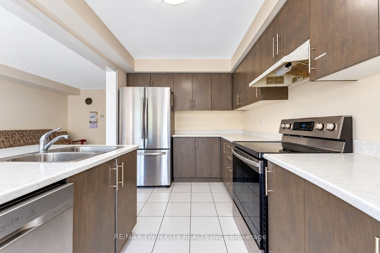 755 Linden Dr Unit 37 Drive, Cambridge, Waterloo ON N3H 0E4