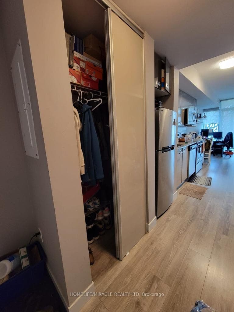 250 Albert Street, #207, Waterloo, Waterloo ON N2L 0H5 250 Albert Street, #207, Waterloo, Waterloo ON N2L 0H5
