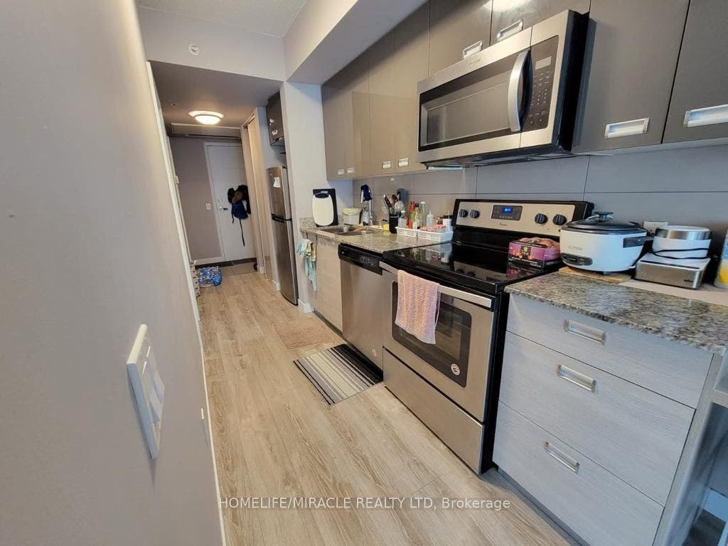 250 Albert Street, #207, Waterloo, Waterloo ON N2L 0H5 250 Albert Street, #207, Waterloo, Waterloo ON N2L 0H5