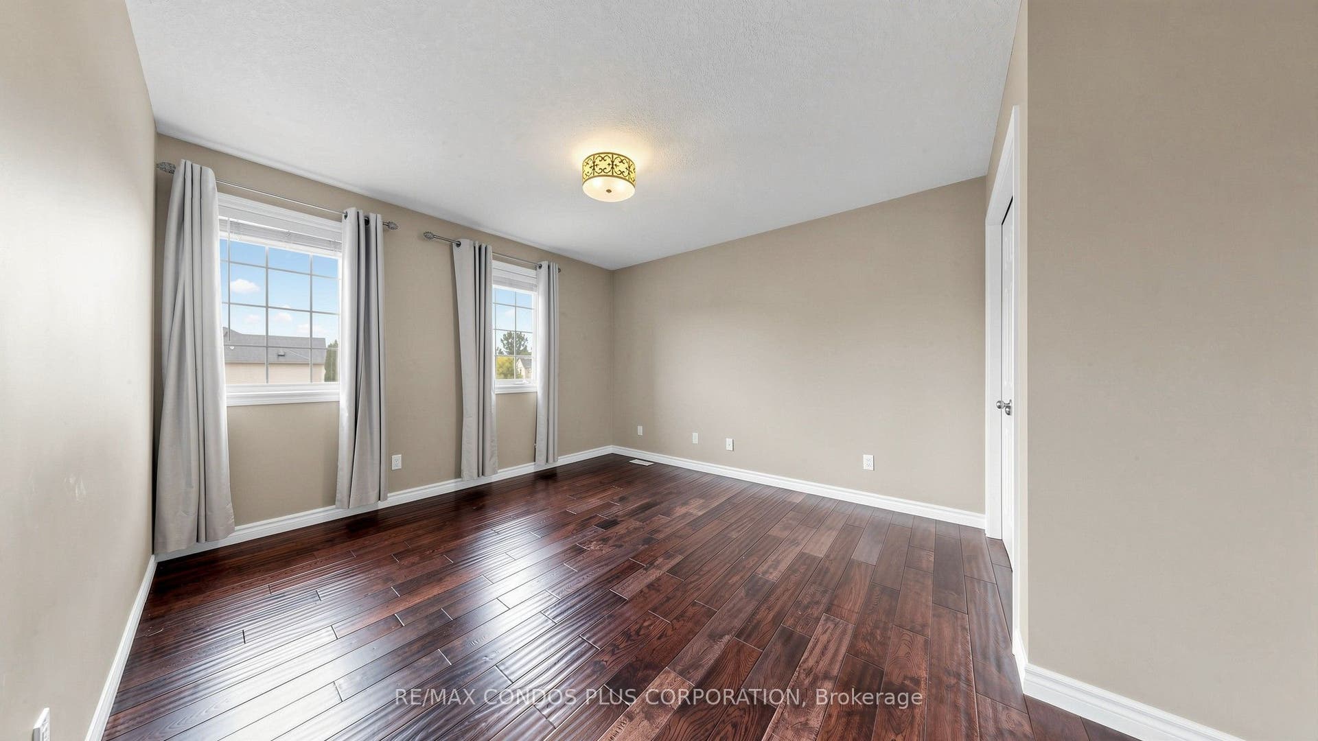 859 Brandenburg Boulevard, Waterloo, Waterloo, Waterloo ON N2T 2X6 2nd Bedroom