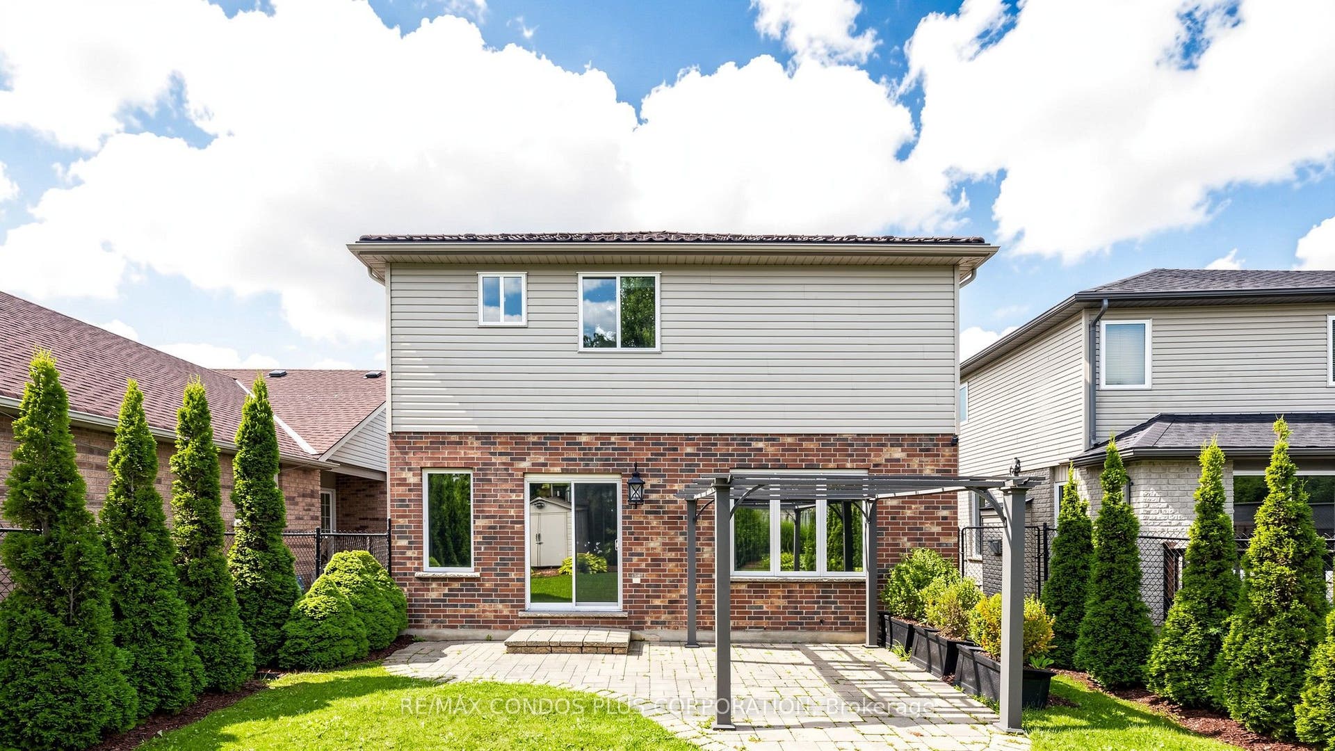 859 Brandenburg Boulevard, Waterloo, Waterloo, Waterloo ON N2T 2X6 859 Brandenburg Boulevard, Waterloo, Waterloo, Waterloo ON N2T 2X6