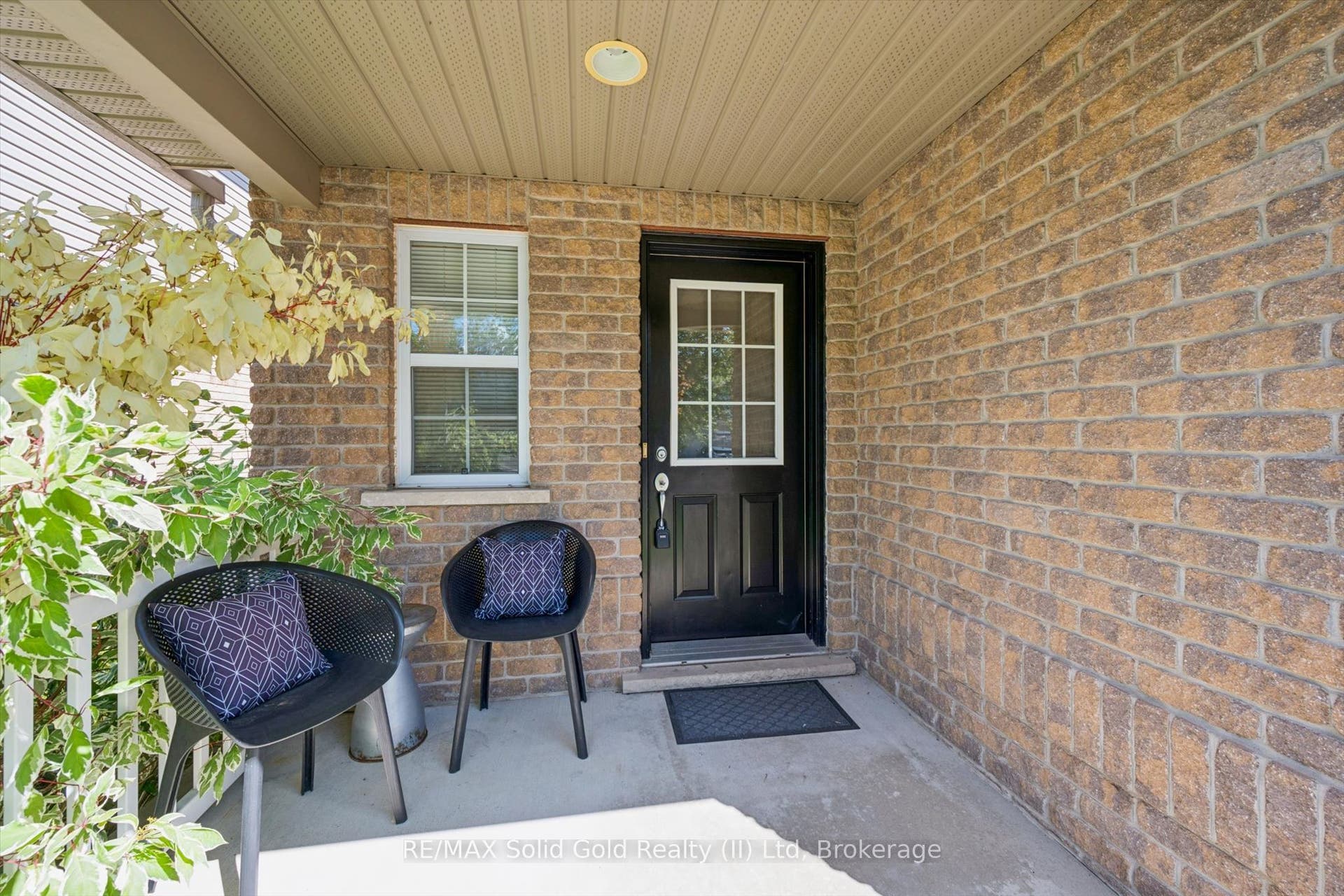 516 Dansbury Drive, Waterloo, Waterloo ON N2K 4K8 516 Dansbury Drive, Waterloo, Waterloo ON N2K 4K8