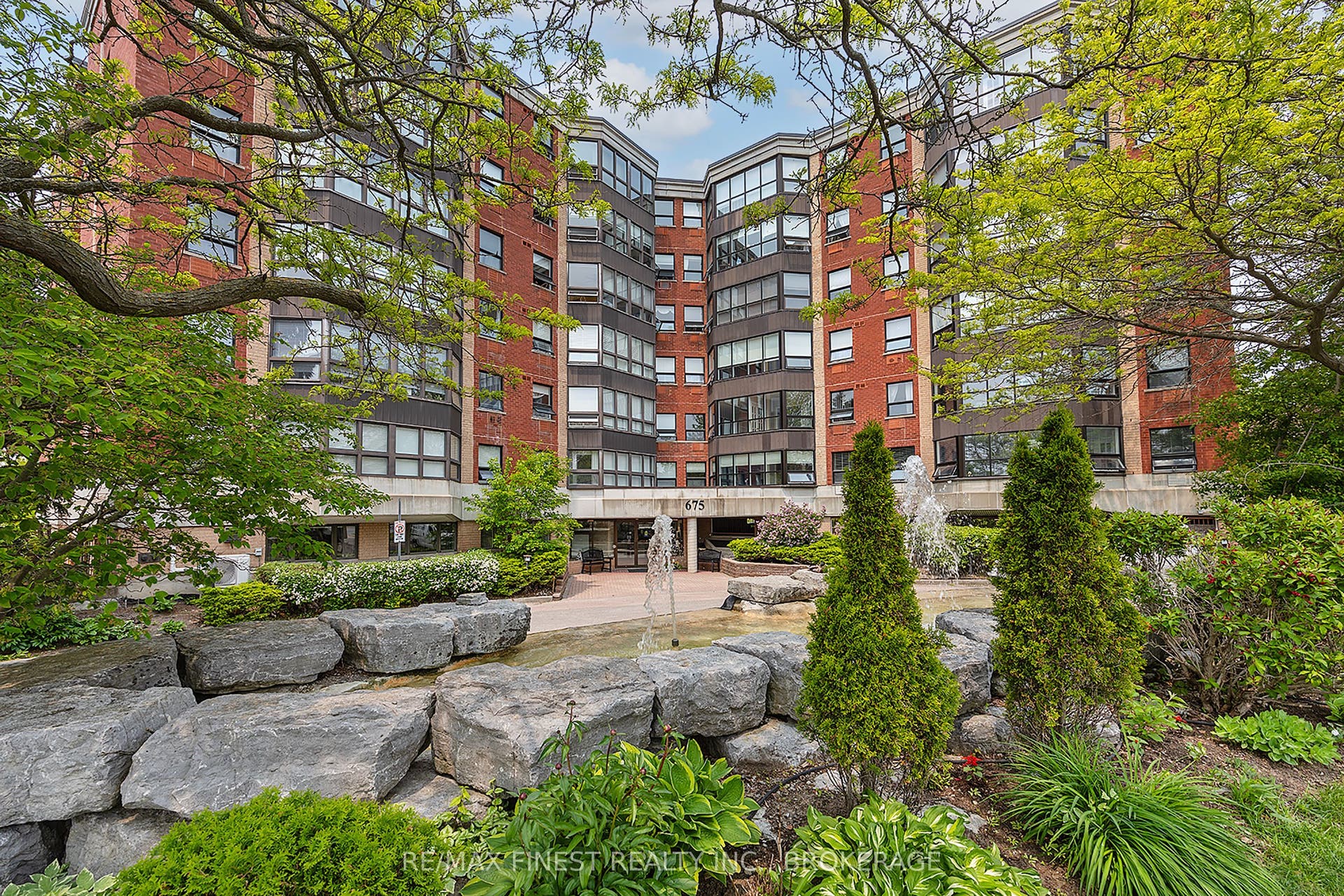 675 Davis Drive, #504, Kingston, Frontenac ON K7M 8L5 675 Davis Drive, #504, Kingston, Frontenac ON K7M 8L5