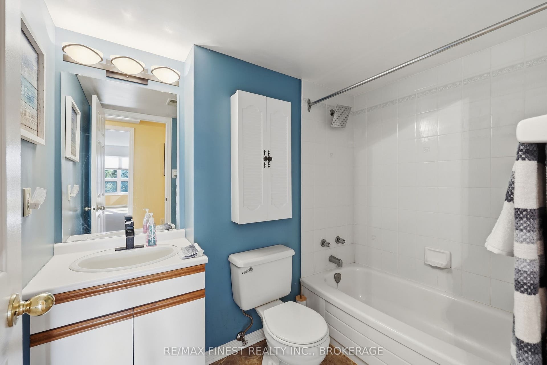 675 Davis Drive, #504, Kingston, Frontenac ON K7M 8L5 675 Davis Drive, #504, Kingston, Frontenac ON K7M 8L5