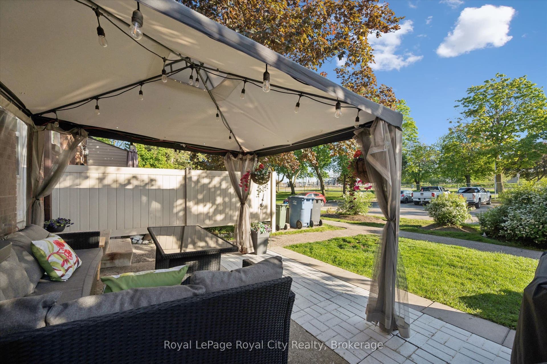 80 Burns Drive, #18, Guelph, Wellington ON N1H 6V9 80 Burns Drive, #18, Guelph, Wellington ON N1H 6V9