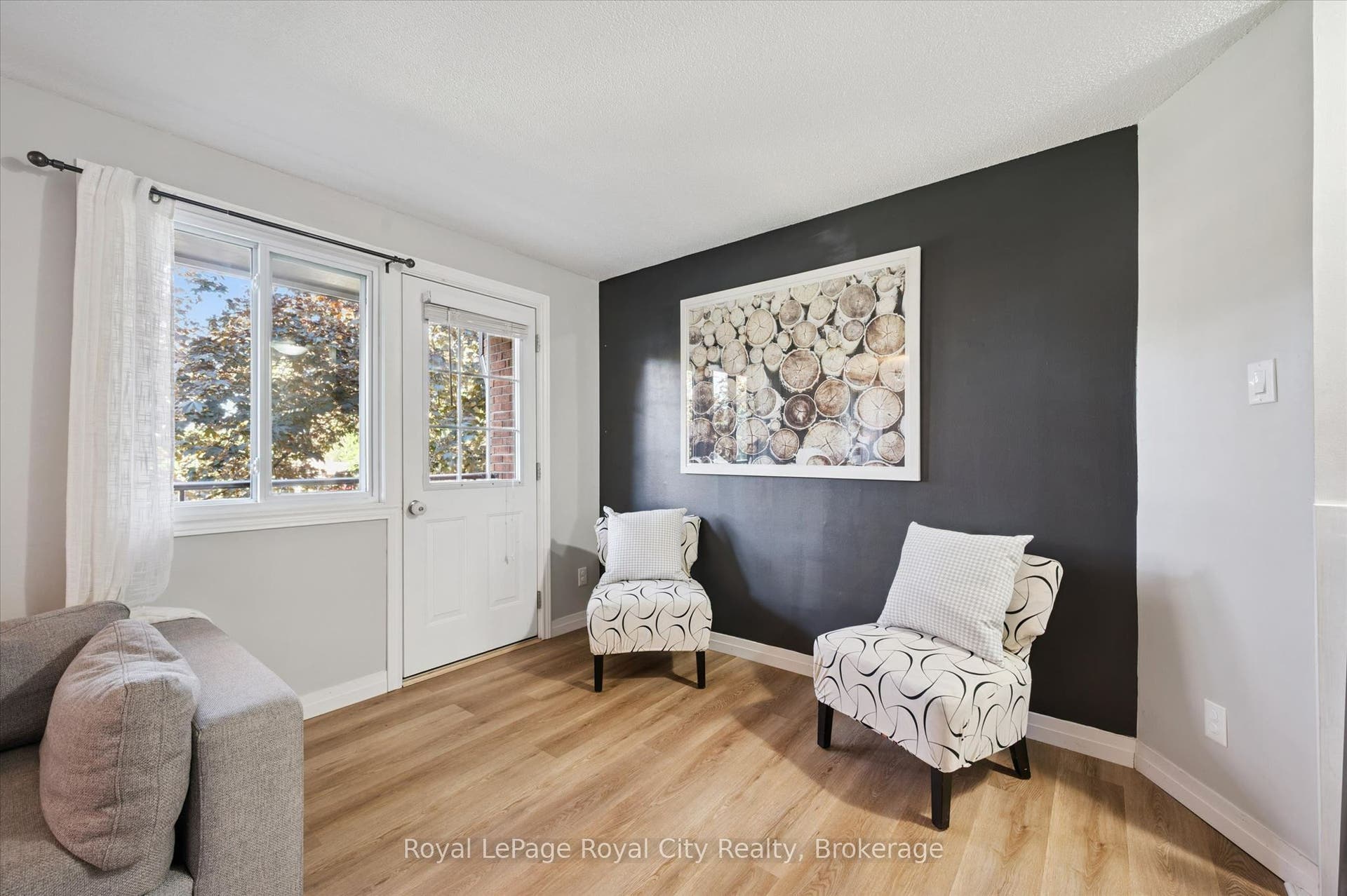 80 Burns Drive, #18, Guelph, Wellington ON N1H 6V9 80 Burns Drive, #18, Guelph, Wellington ON N1H 6V9