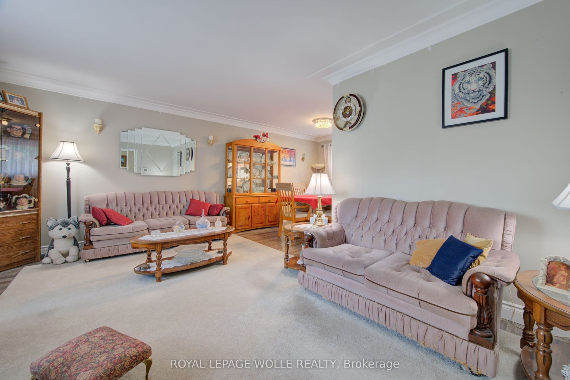 99 Highman Avenue, Cambridge, Waterloo ON N1R 3M2 99 Highman Avenue, Cambridge, Waterloo ON N1R 3M2