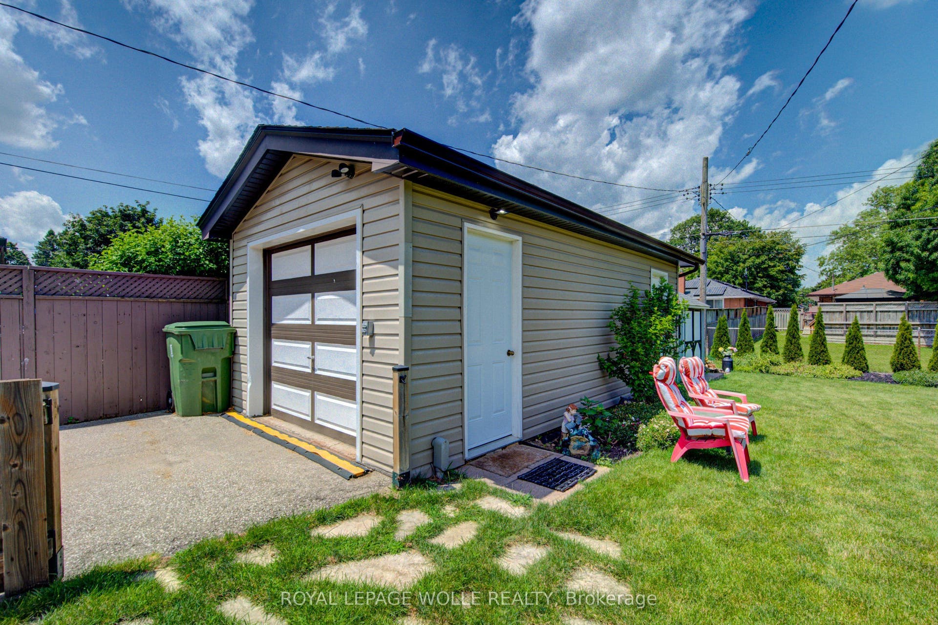 99 Highman Avenue, Cambridge, Waterloo ON N1R 3M2 99 Highman Avenue, Cambridge, Waterloo ON N1R 3M2