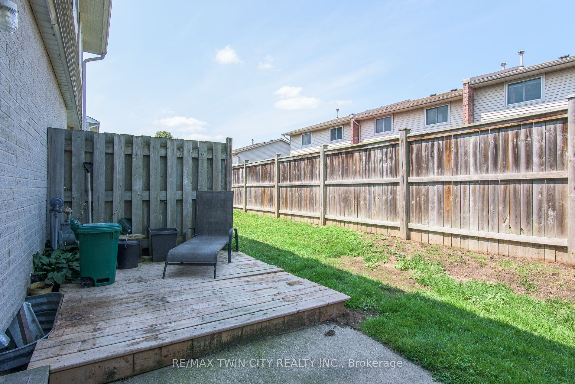 125 Sekura Crescent, #13, Cambridge, Waterloo ON N1R 8B4 125 Sekura Crescent, #13, Cambridge, Waterloo ON N1R 8B4