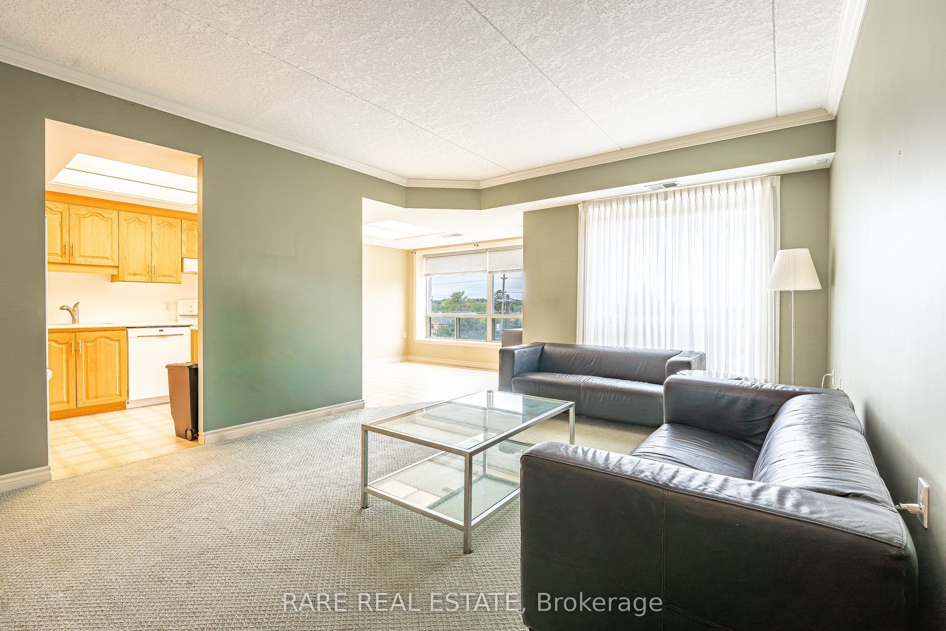 405 Erb Street W, #403, Waterloo, Waterloo ON N2L 1W7 405 Erb Street W, #403, Waterloo, Waterloo ON N2L 1W7