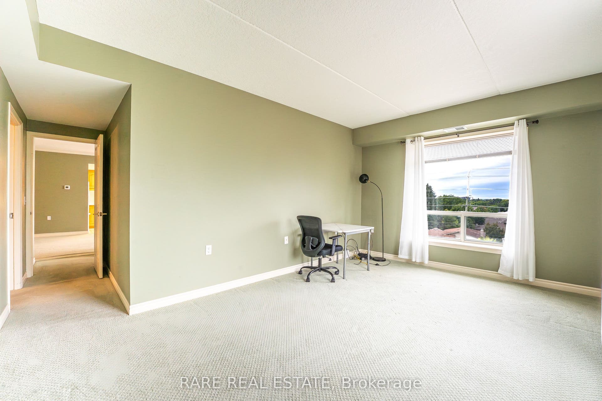 405 Erb Street W, #403, Waterloo, Waterloo ON N2L 1W7 405 Erb Street W, #403, Waterloo, Waterloo ON N2L 1W7